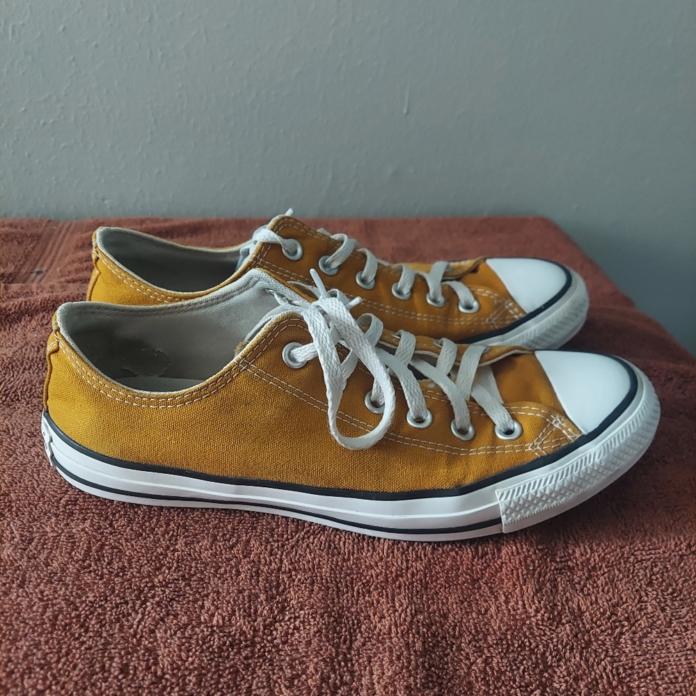 Converse All Star Low Yellow Womens Shoes Size 9.5